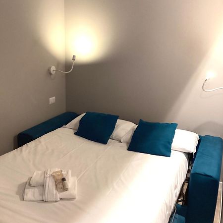 La Finestra Su Fontana Di Trevi - Charming View Apartment Roma Ngoại thất bức ảnh