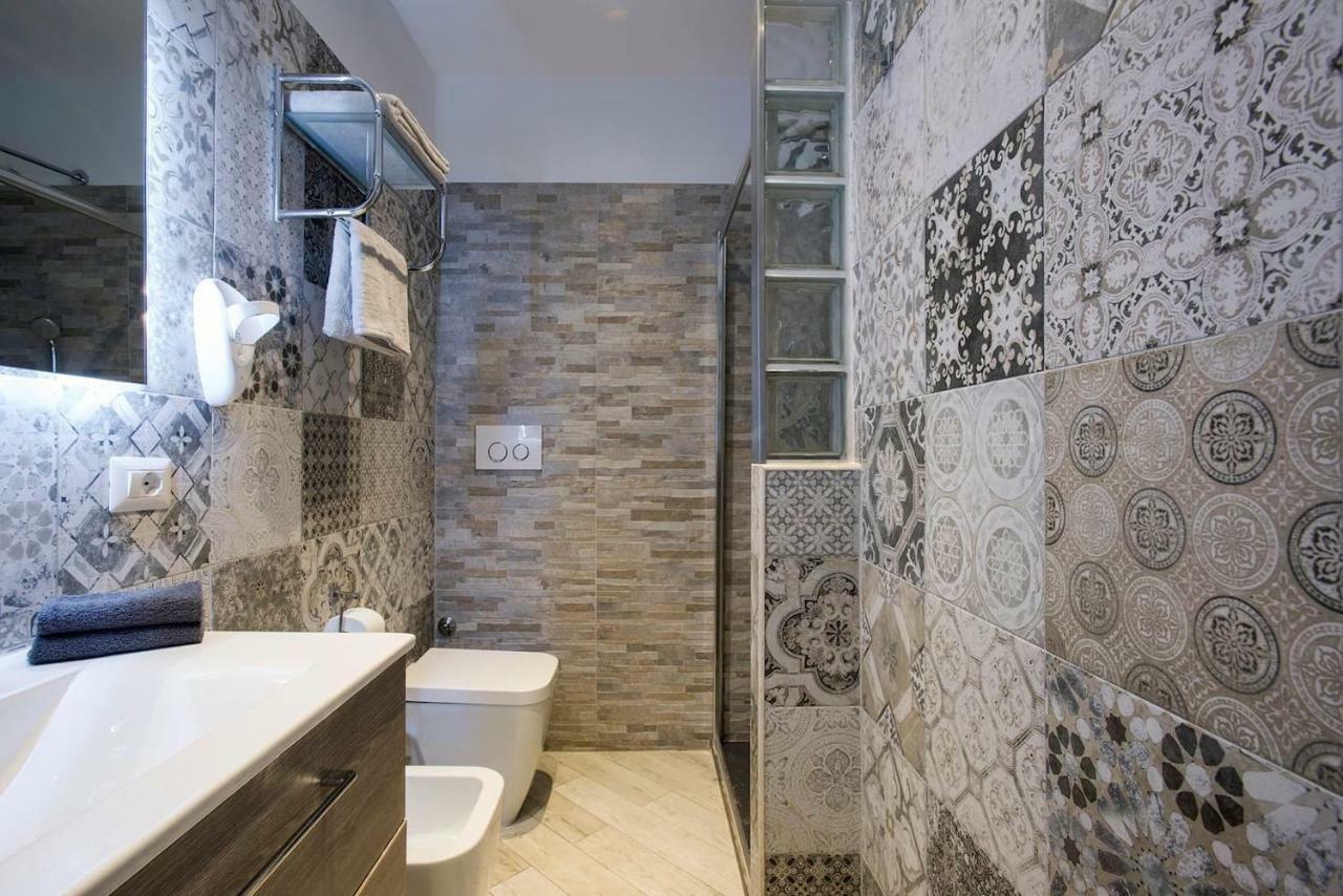 La Finestra Su Fontana Di Trevi - Charming View Apartment Roma Ngoại thất bức ảnh